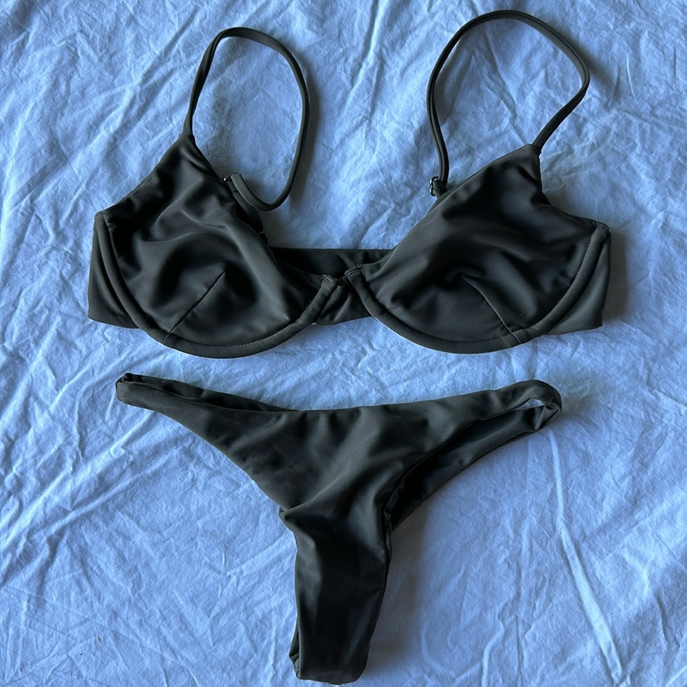 Mikoh Bikini Set